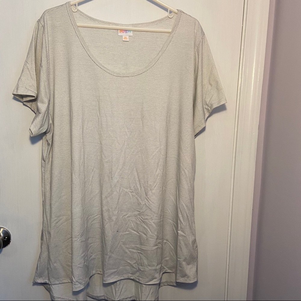LuLaRoe Classic microdot Classic T